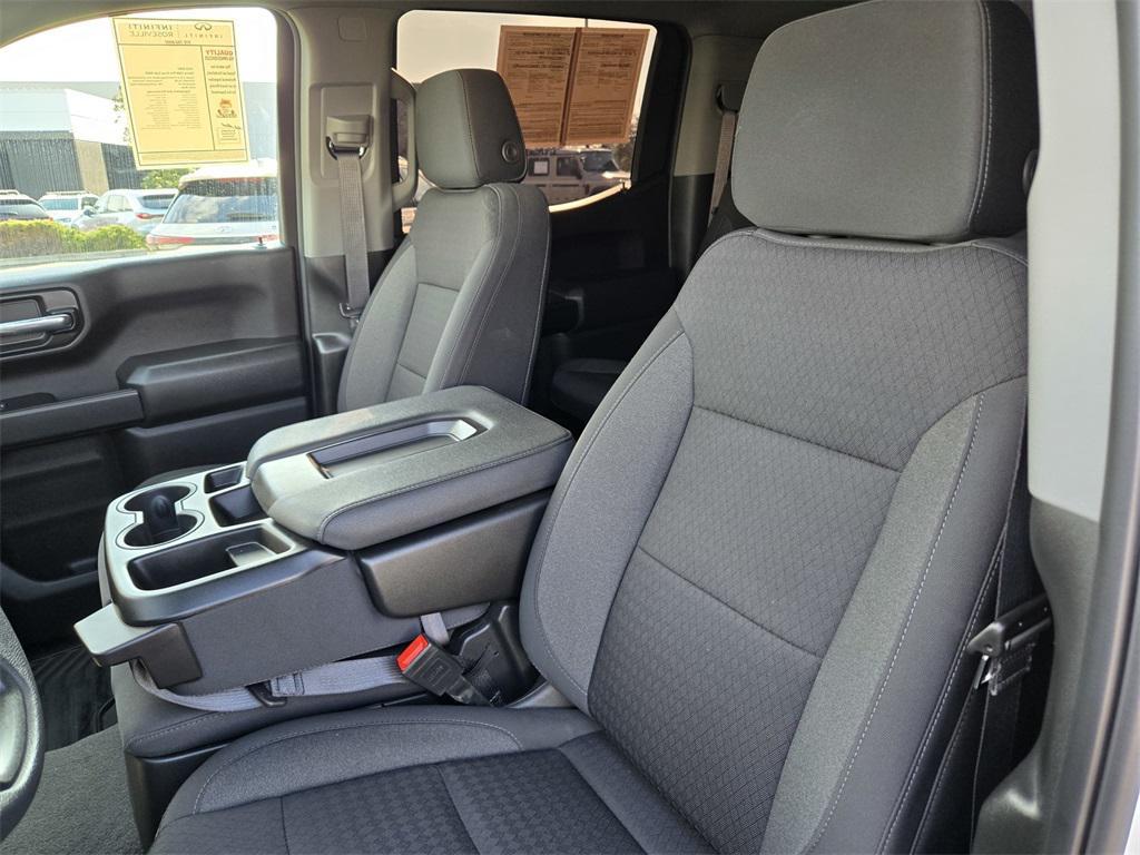 used 2024 GMC Sierra 1500 car, priced at $34,900