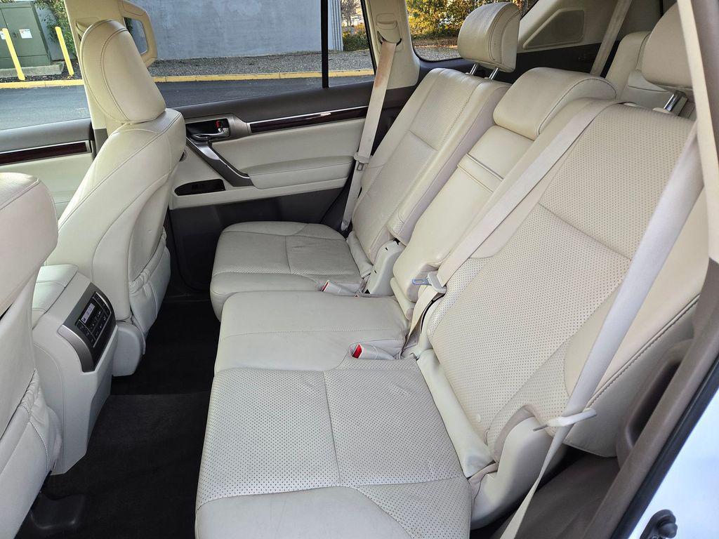 used 2016 Lexus GX 460 car, priced at $27,900