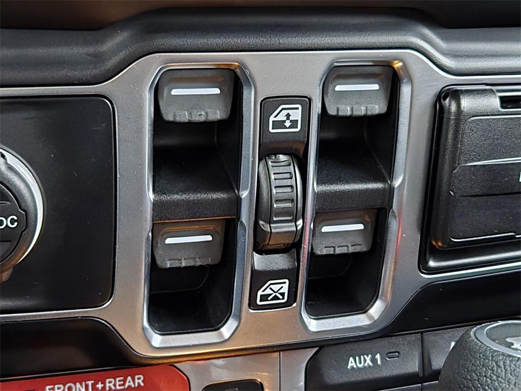 used 2020 Jeep Wrangler Unlimited car, priced at $38,500