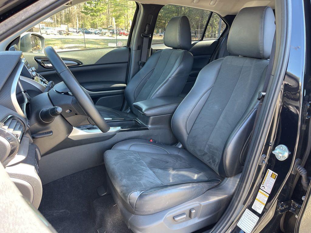 used 2025 Mitsubishi Eclipse Cross car, priced at $20,595