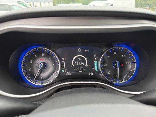 used 2025 Chrysler Pacifica car, priced at $29,427