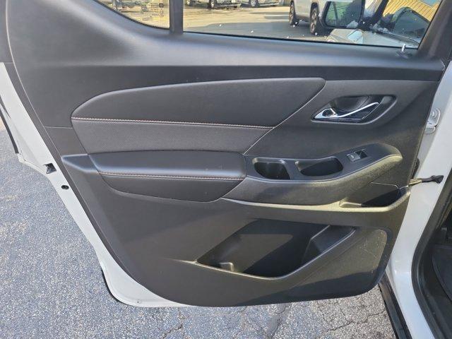 used 2021 Chevrolet Traverse car, priced at $29,500