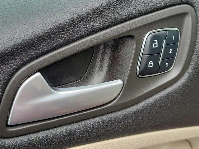 used 2014 Ford Escape car, priced at $5,900