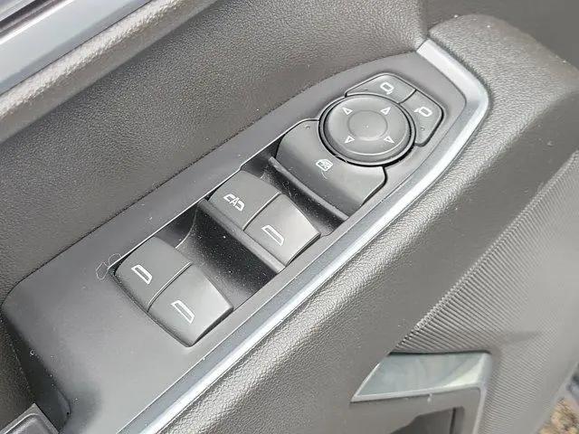 used 2022 Chevrolet Silverado 1500 car, priced at $39,900