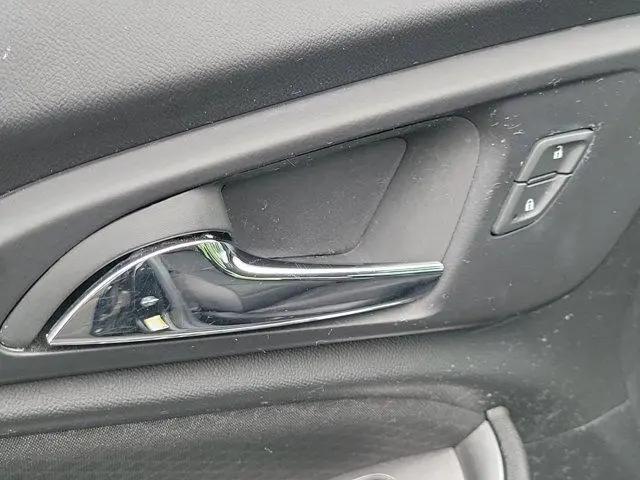 used 2019 Chevrolet Malibu car, priced at $13,900