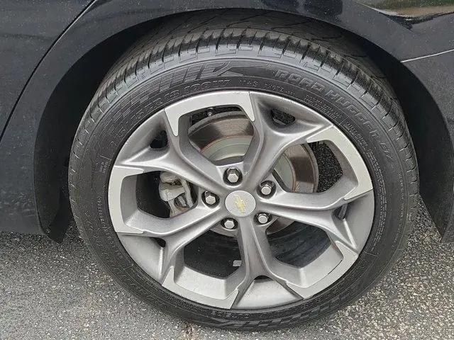 used 2019 Chevrolet Malibu car, priced at $13,900