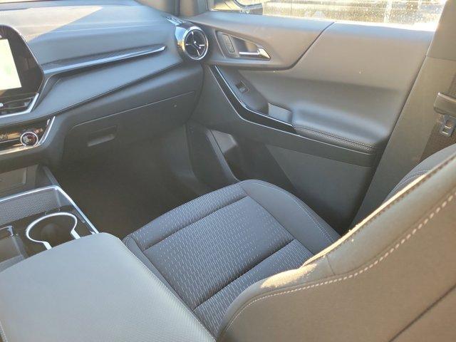 used 2025 Chevrolet Equinox car, priced at $32,900