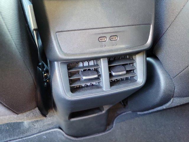 used 2025 Chevrolet Equinox car, priced at $32,900