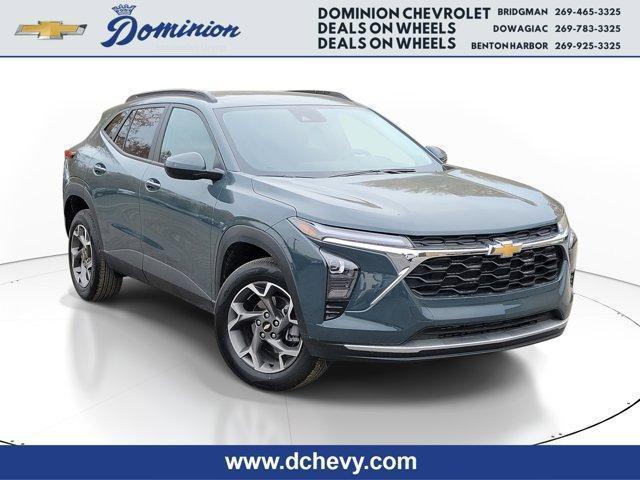 used 2025 Chevrolet Trax car, priced at $27,900
