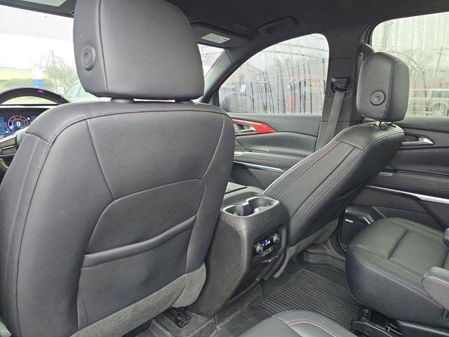 used 2024 Chevrolet Traverse car, priced at $43,900