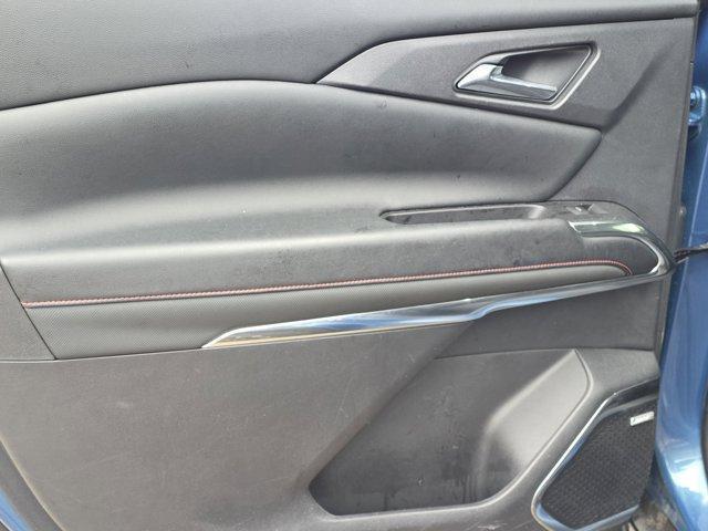 used 2024 Chevrolet Traverse car, priced at $43,900