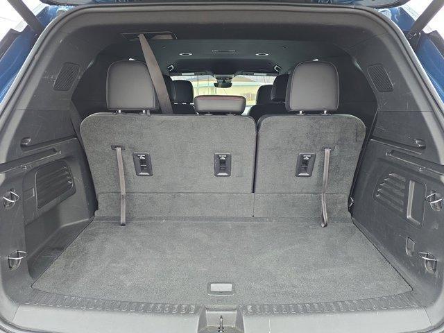 used 2024 Chevrolet Traverse car, priced at $43,900