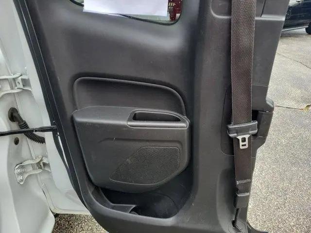 used 2015 Chevrolet Colorado car, priced at $13,900