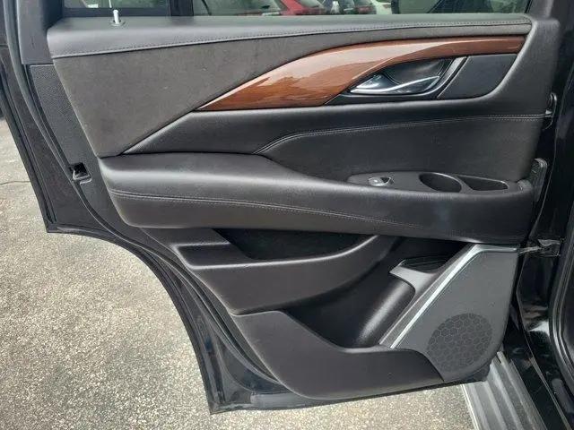 used 2020 Cadillac Escalade car, priced at $34,975