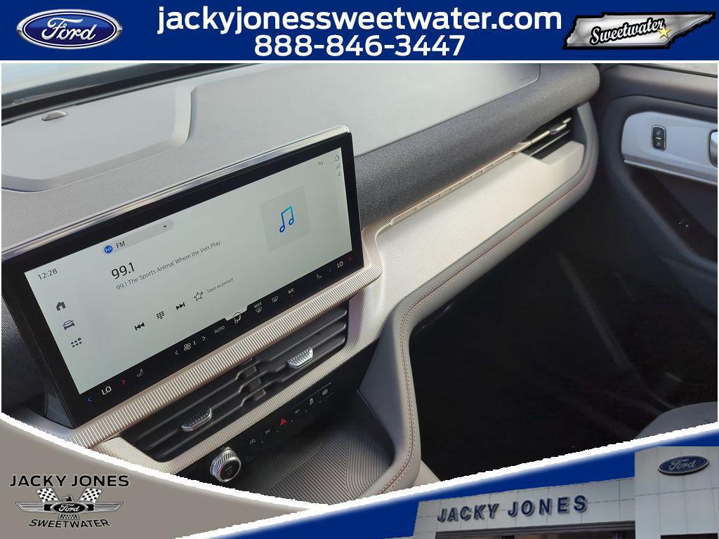 new 2026 Ford Explorer car, priced at $39,775