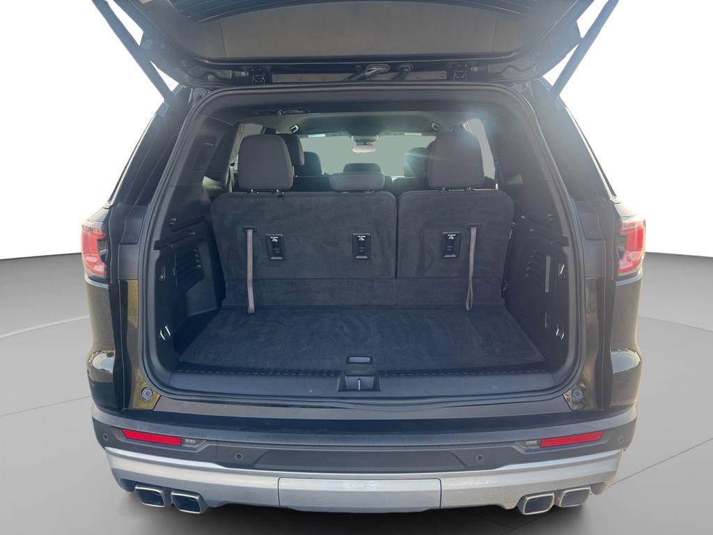 used 2025 GMC Acadia car, priced at $35,470