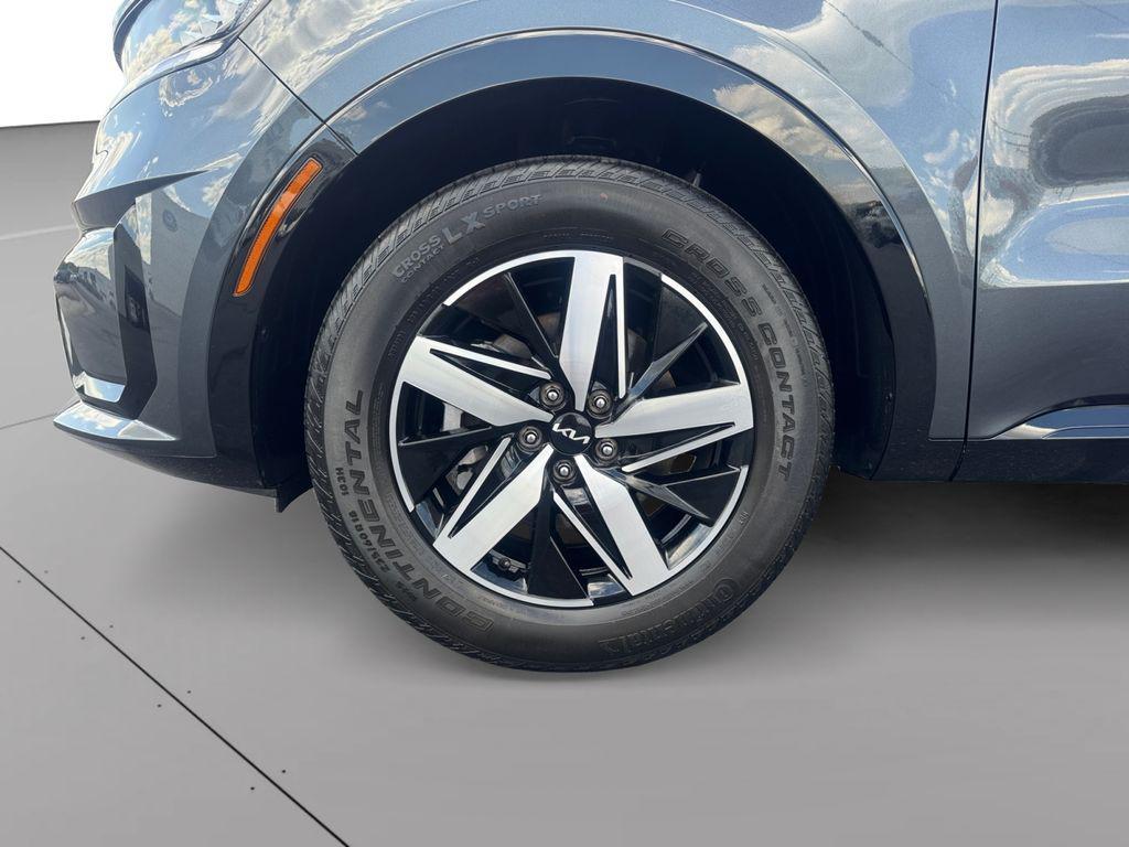 used 2023 Kia Sorento car, priced at $28,750