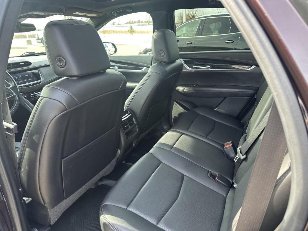 used 2021 Cadillac XT5 car, priced at $24,995