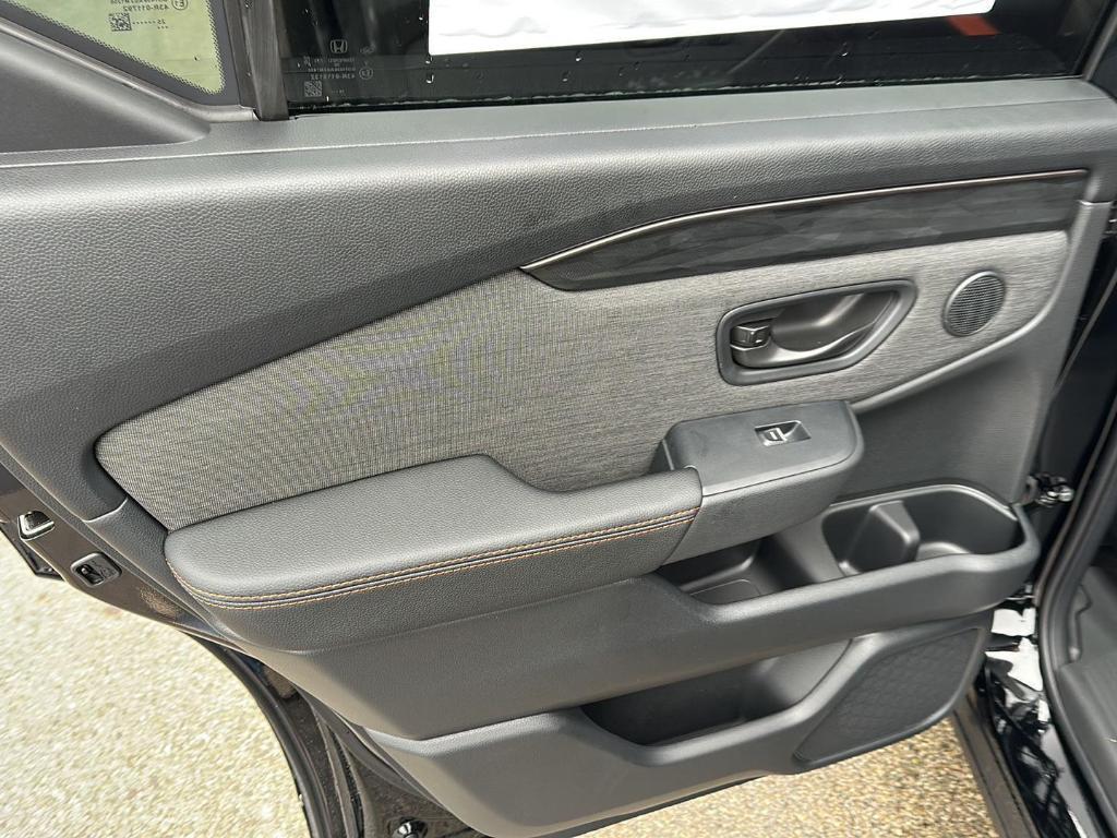 new 2026 Honda Passport car, priced at $49,165