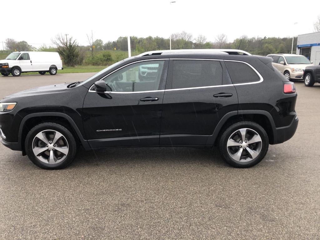 used 2020 Jeep Cherokee car, priced at $10,986