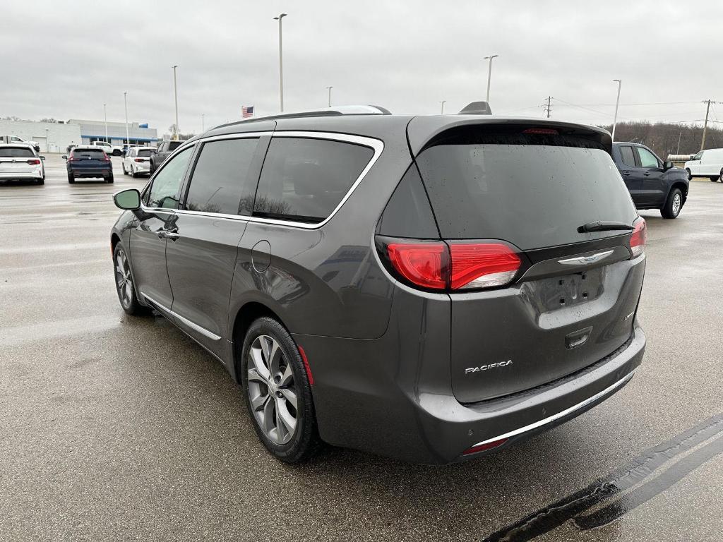 used 2019 Chrysler Pacifica car, priced at $11,585