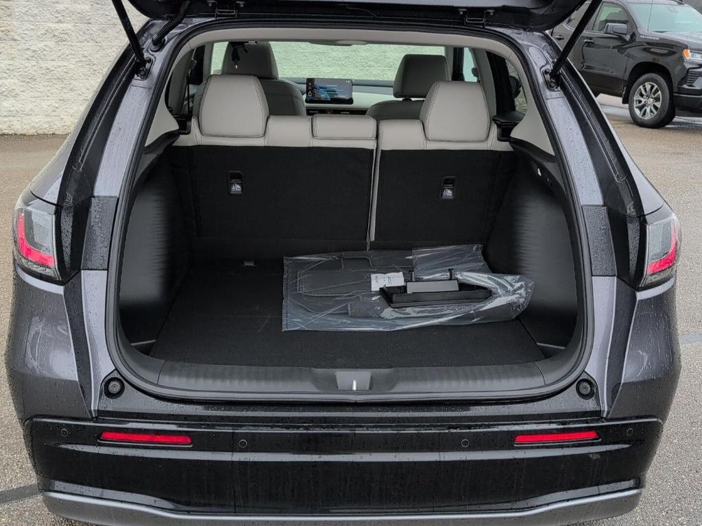 new 2026 Honda HR-V car, priced at $32,000