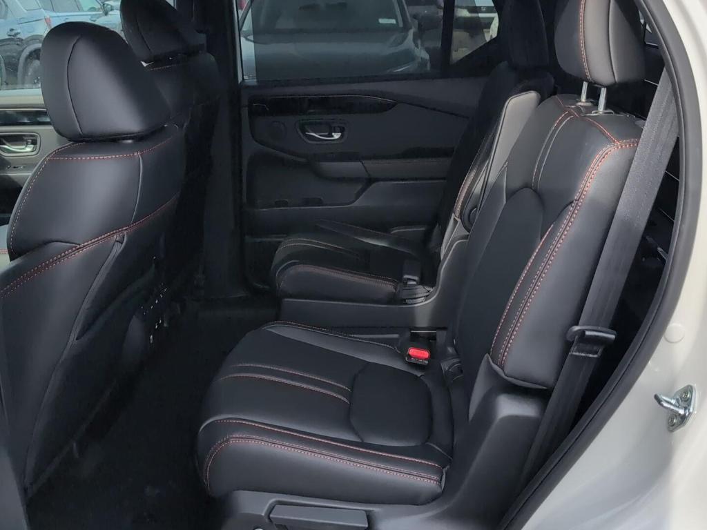 new 2026 Honda Pilot car, priced at $53,095