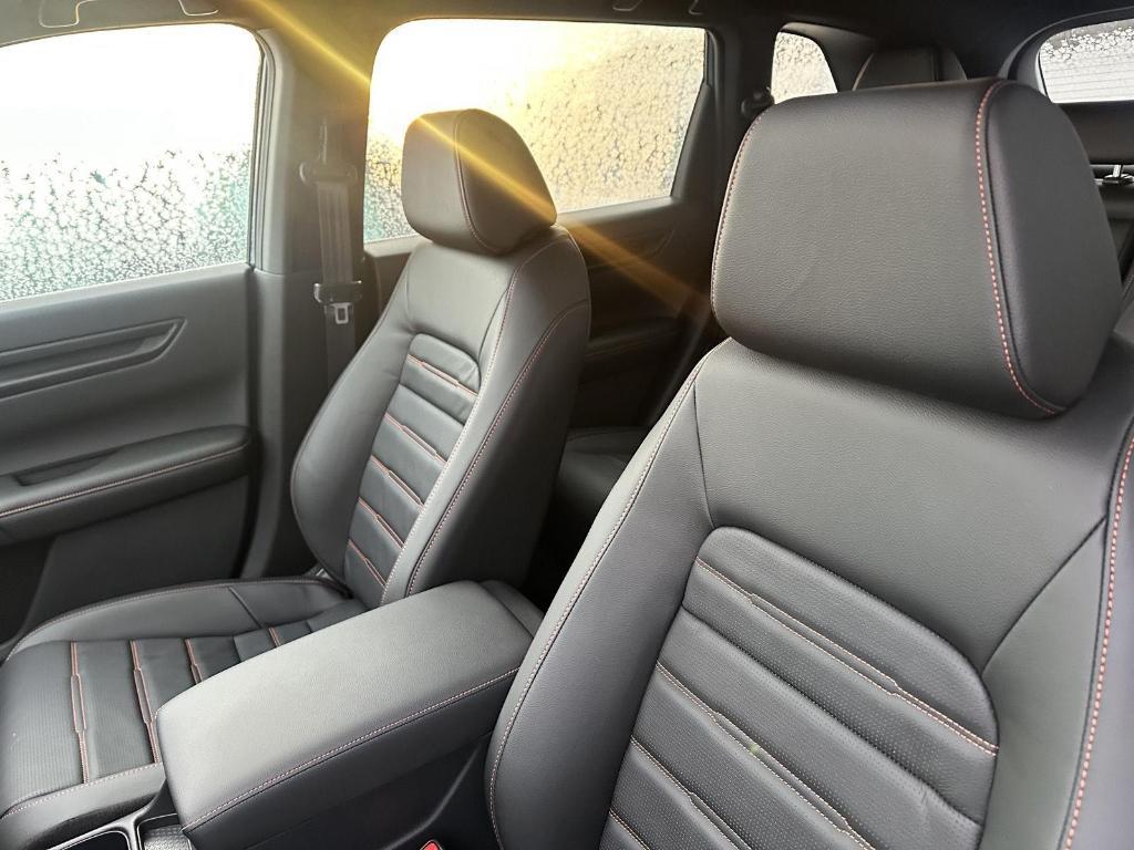 new 2026 Honda CR-V Hybrid car, priced at $41,000