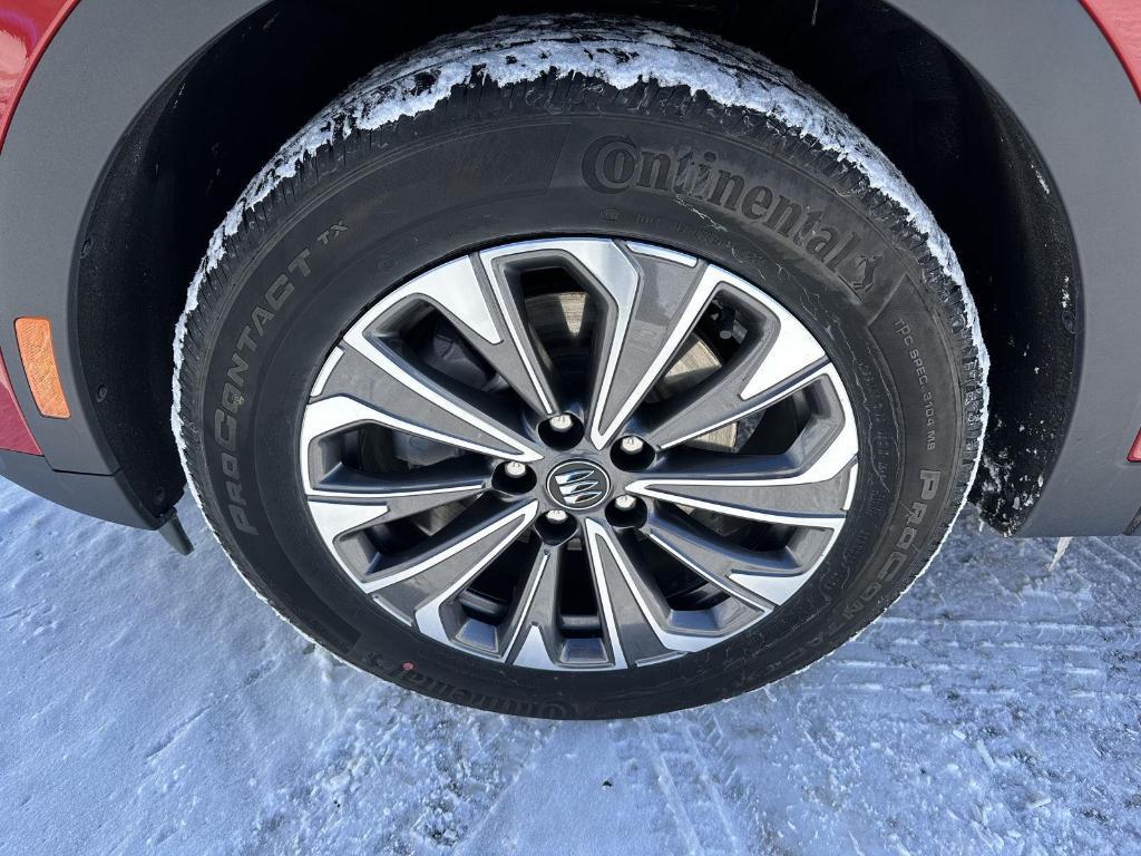 used 2025 Buick Envision car, priced at $27,905