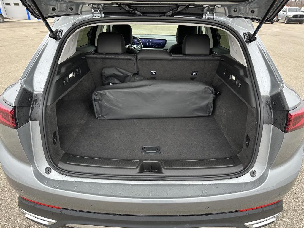 used 2025 Buick Envision car, priced at $28,397