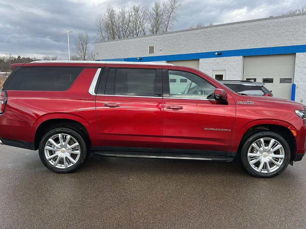 used 2022 Chevrolet Suburban car, priced at $39,987