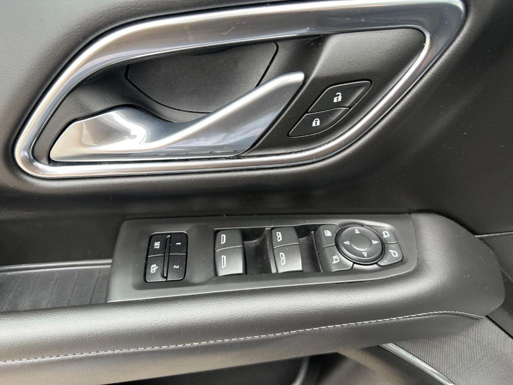 used 2023 Chevrolet Suburban car, priced at $49,989