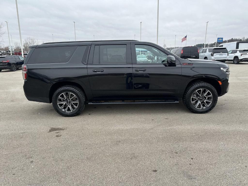 used 2023 Chevrolet Suburban car, priced at $49,989