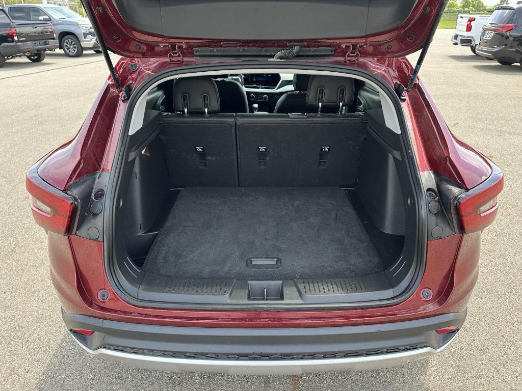used 2025 Chevrolet Trax car, priced at $21,407