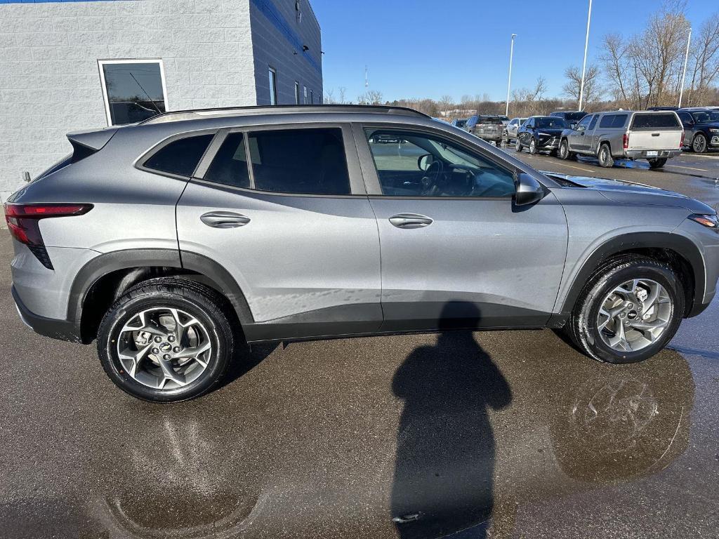 used 2025 Chevrolet Trax car, priced at $20,887