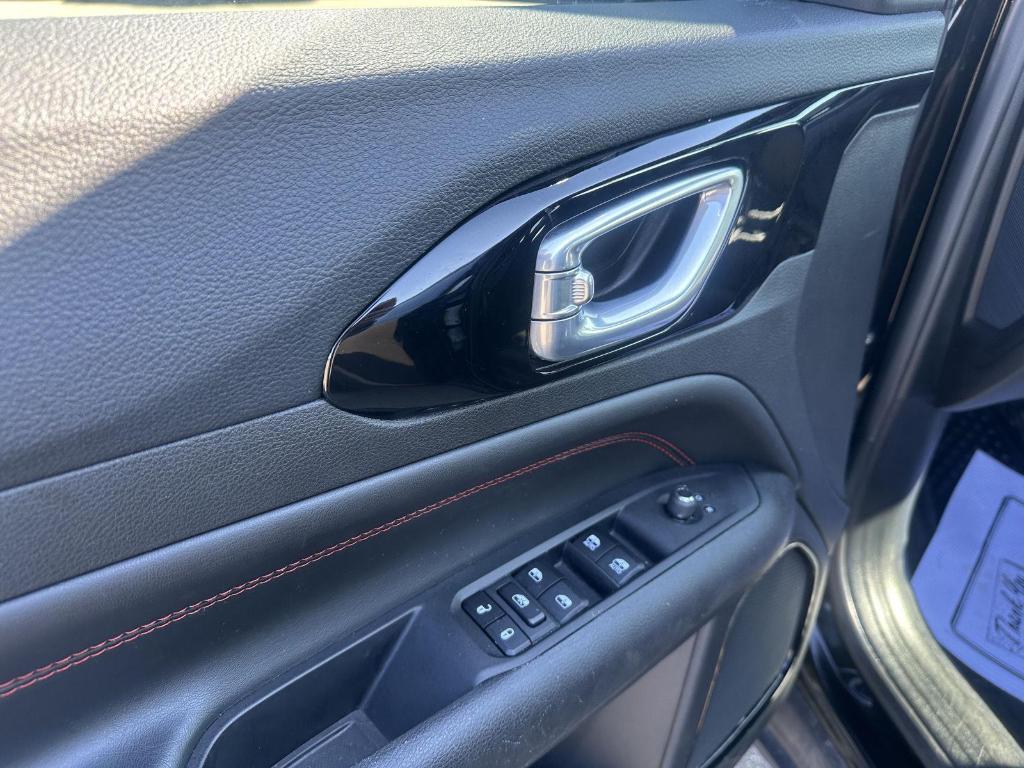 used 2025 Jeep Compass car, priced at $25,875