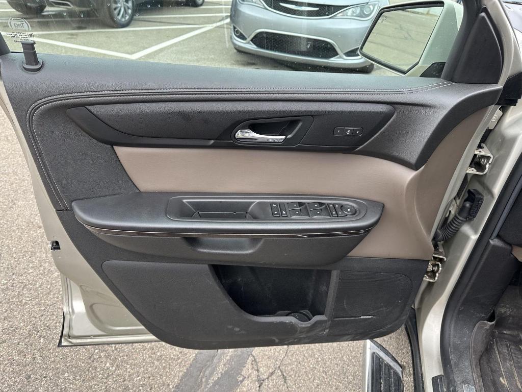 used 2014 GMC Acadia car, priced at $9,969