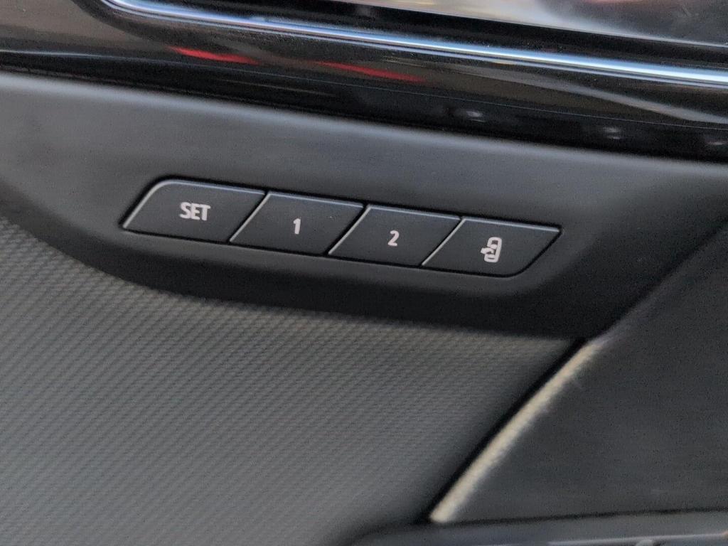 used 2025 Buick Envision car, priced at $28,255