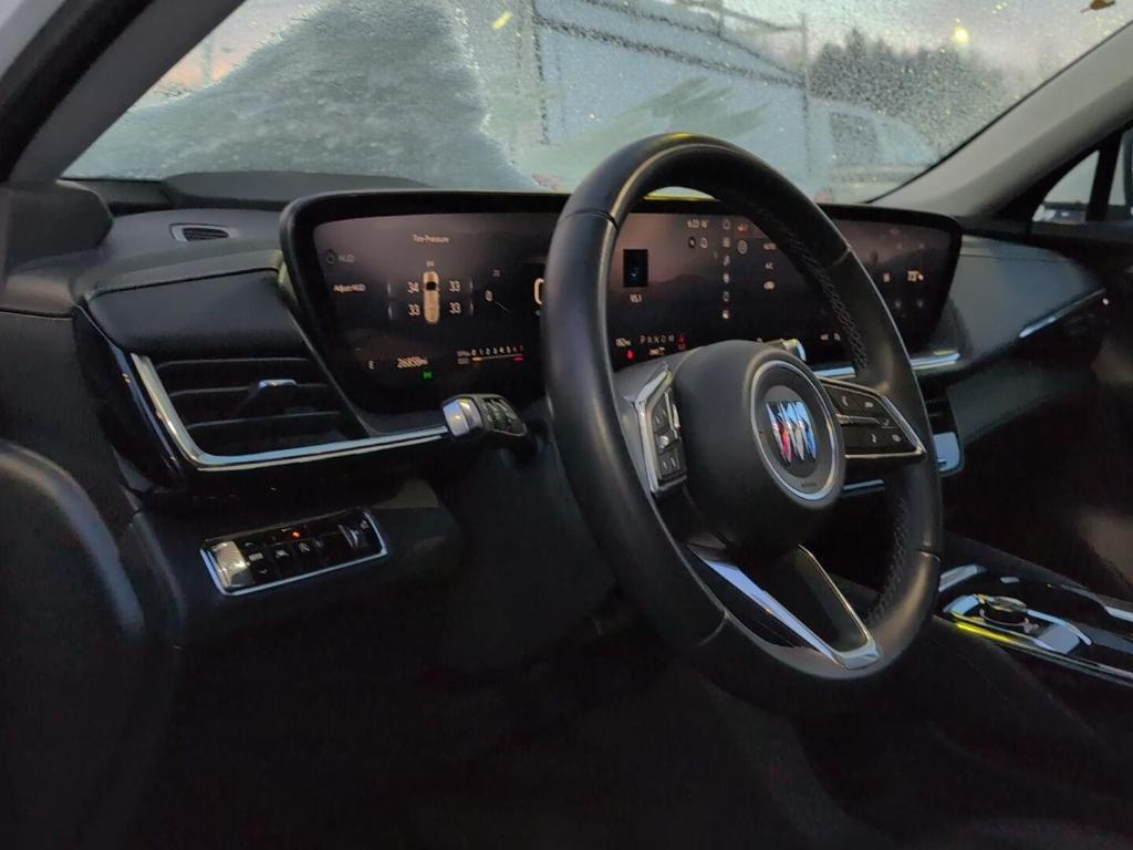 used 2025 Buick Envision car, priced at $28,255
