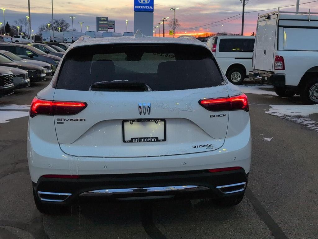 used 2025 Buick Envision car, priced at $28,255