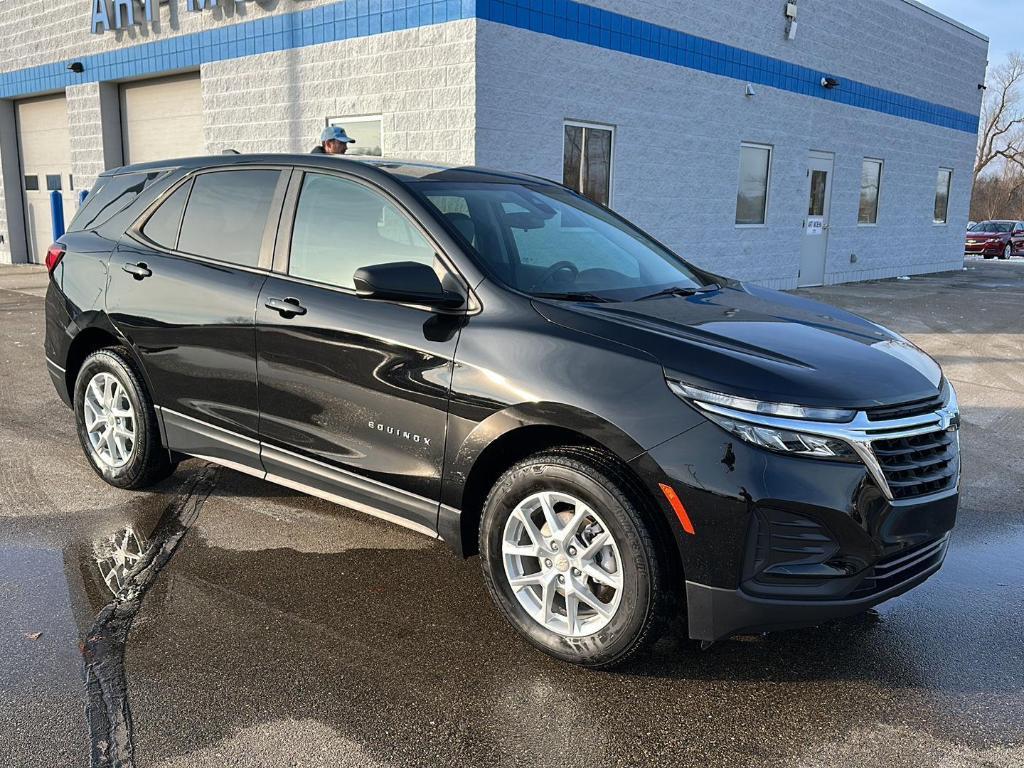 used 2024 Chevrolet Equinox car, priced at $21,985