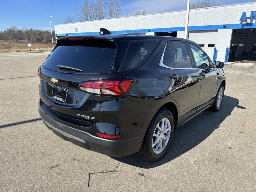 used 2024 Chevrolet Equinox car, priced at $21,387