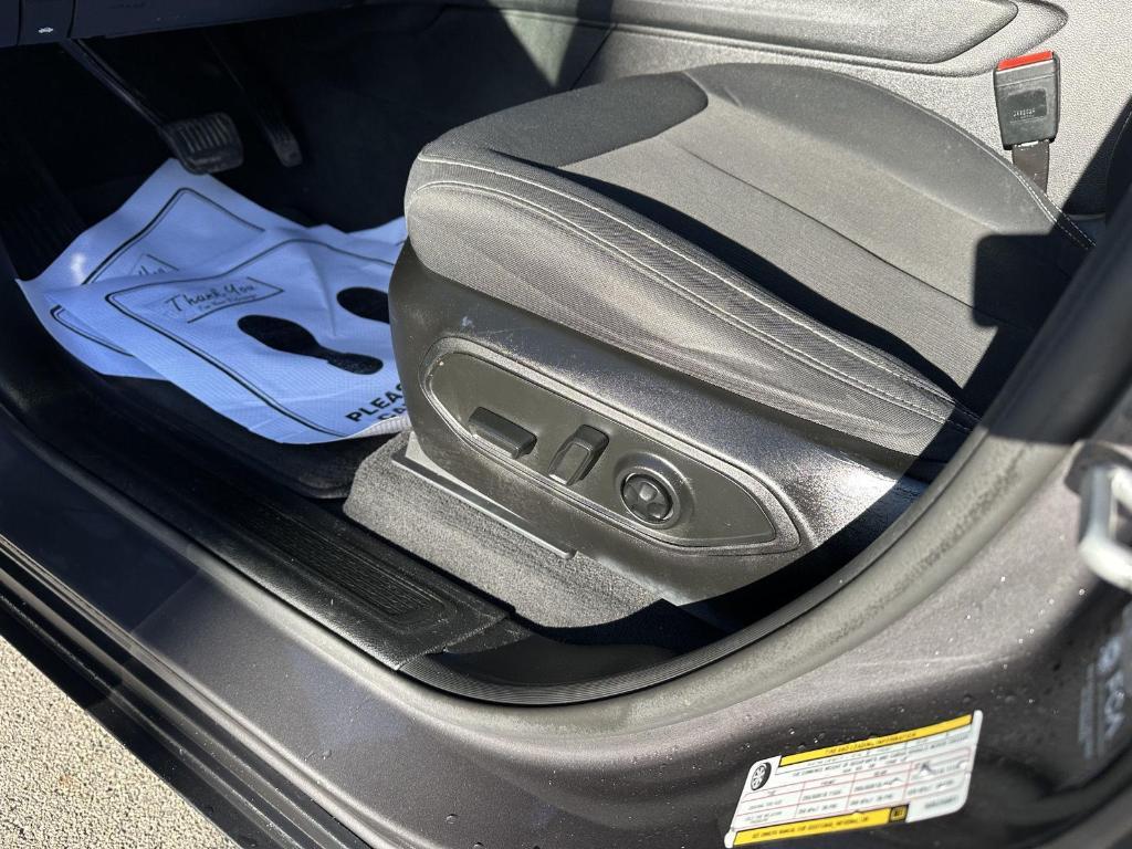 used 2022 Jeep Grand Cherokee L car, priced at $24,285