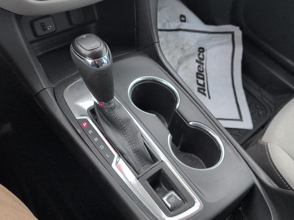 used 2018 Chevrolet Equinox car, priced at $11,489