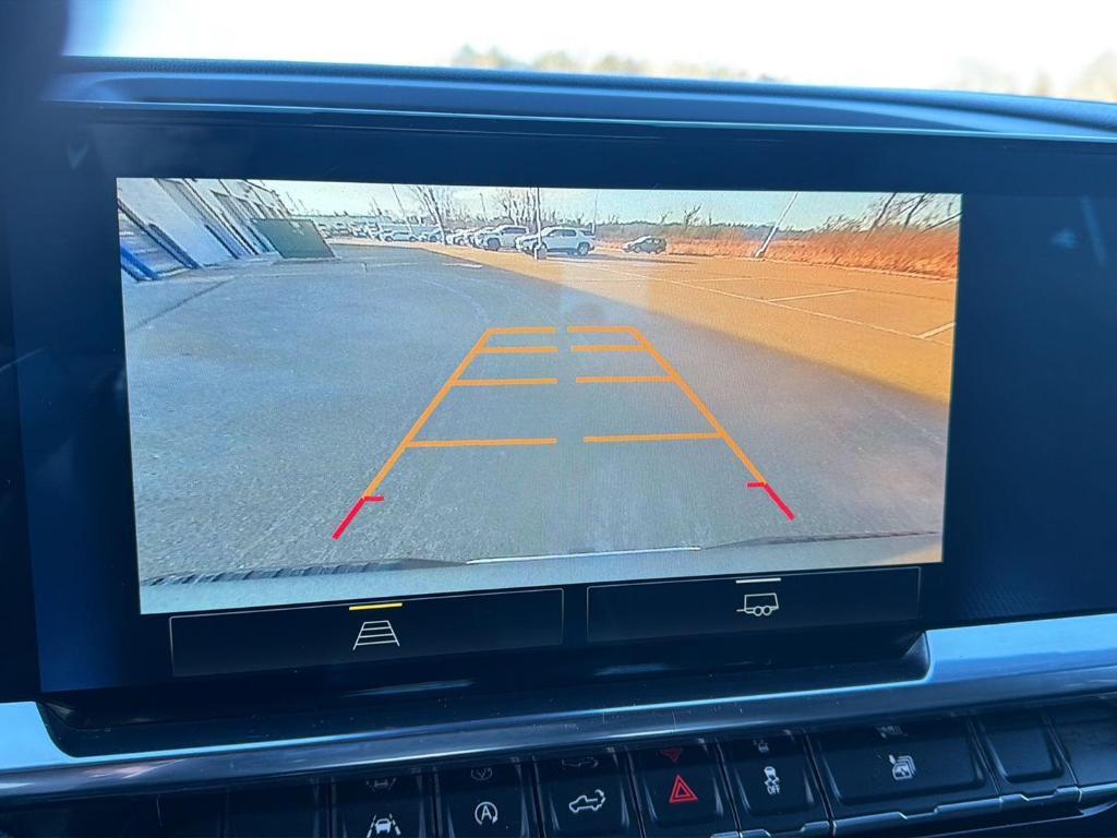 used 2025 Chevrolet Silverado 1500 car, priced at $43,905