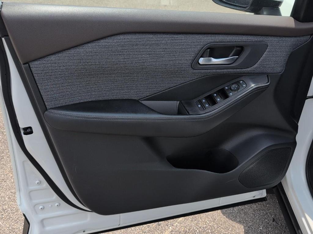 used 2023 Nissan Rogue car, priced at $22,325
