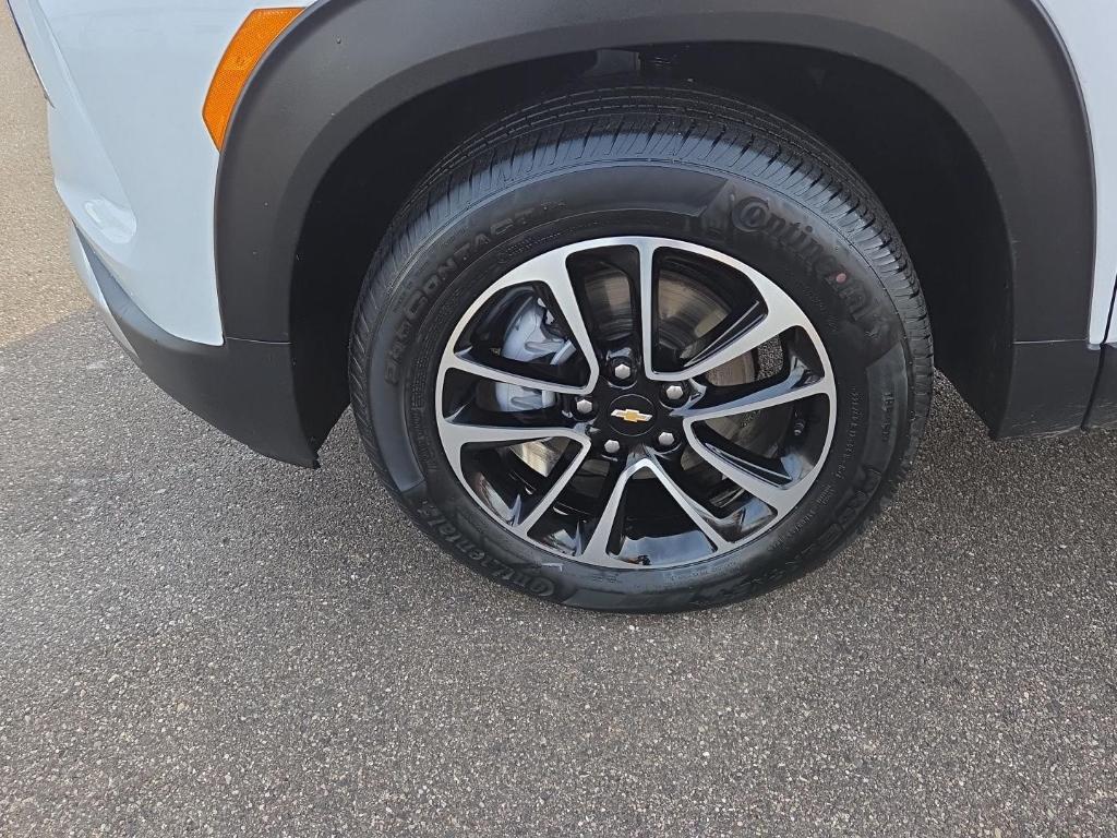 used 2025 Chevrolet TrailBlazer car, priced at $23,495
