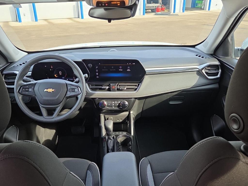 used 2025 Chevrolet TrailBlazer car, priced at $23,495