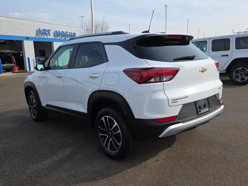 used 2025 Chevrolet TrailBlazer car, priced at $23,495