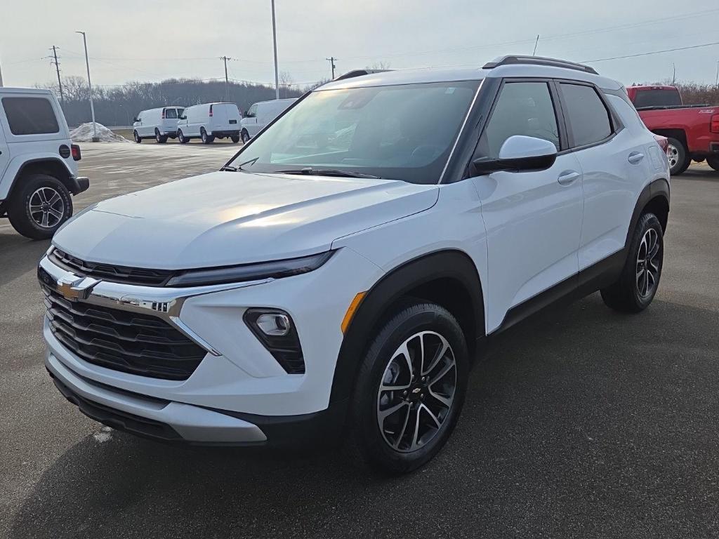 used 2025 Chevrolet TrailBlazer car, priced at $23,495